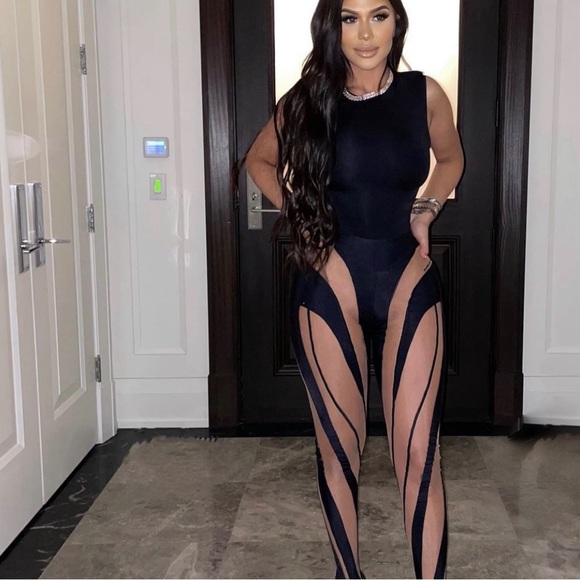 100% AUTHENTIC MUGLER Panelled Mesh and Jersey
Leggings Celebrity Fav in black - Picture 2 of 6
